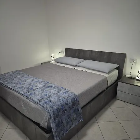 Confortevole Lägenhet
